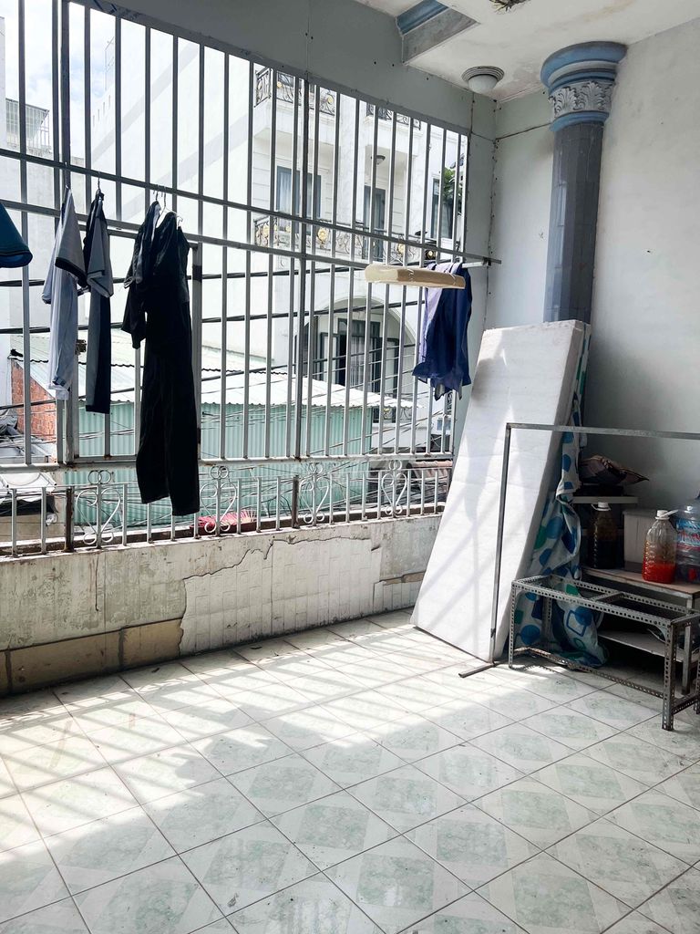 Small Studio , to drink tea right near the airport,vhu, hiuit