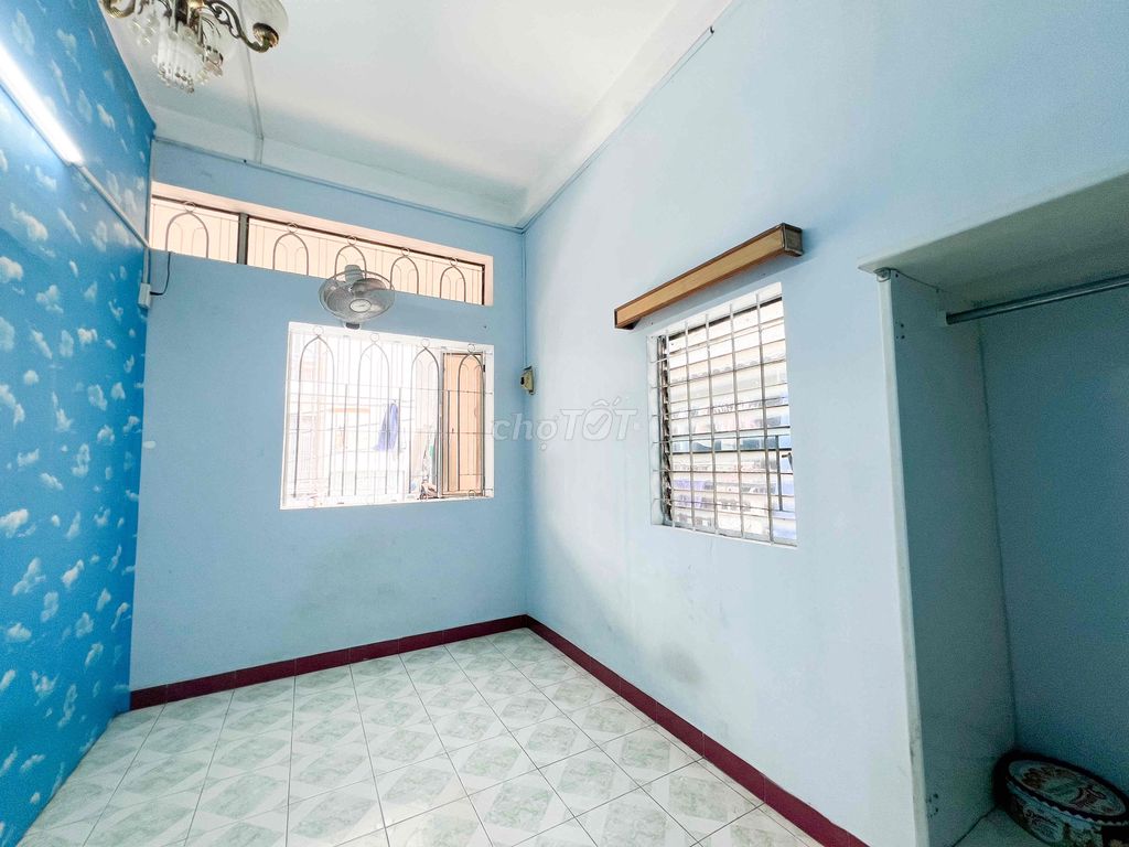 Small Studio , to drink tea right near the airport,vhu, hiuit