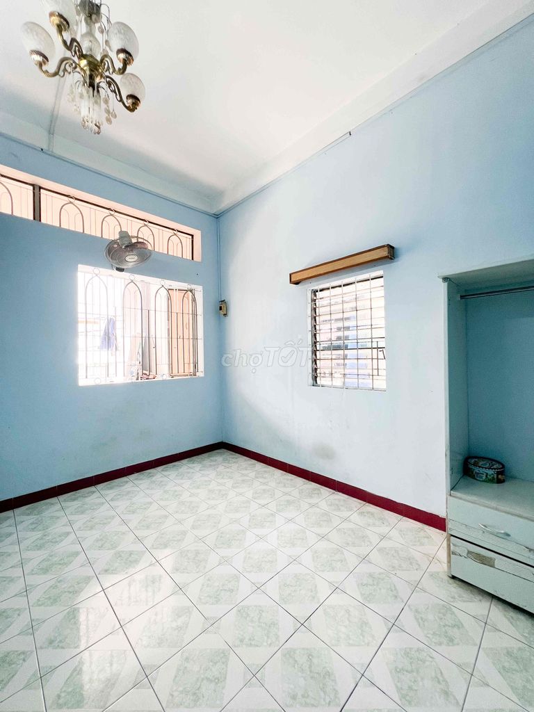 Small Studio , to drink tea right near the airport,vhu, hiuit