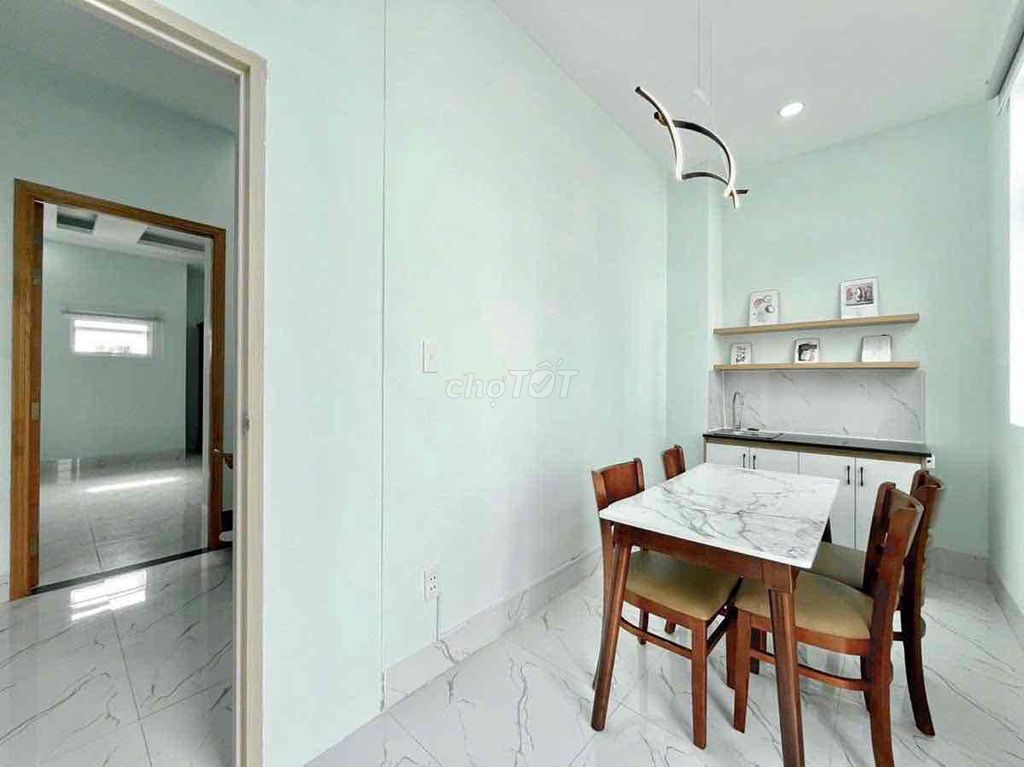 Penthouse National House 55 m2 near the Ba Son Bridge, the City of God 1