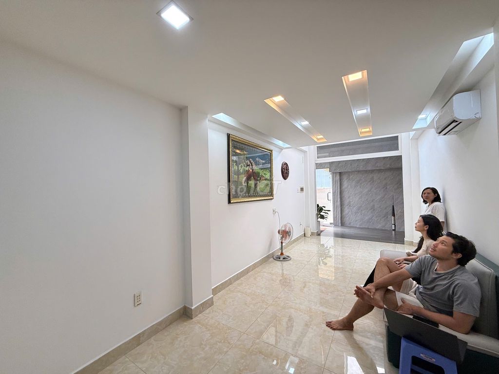 To rent the original house designed by architects - humbleGò Vấp