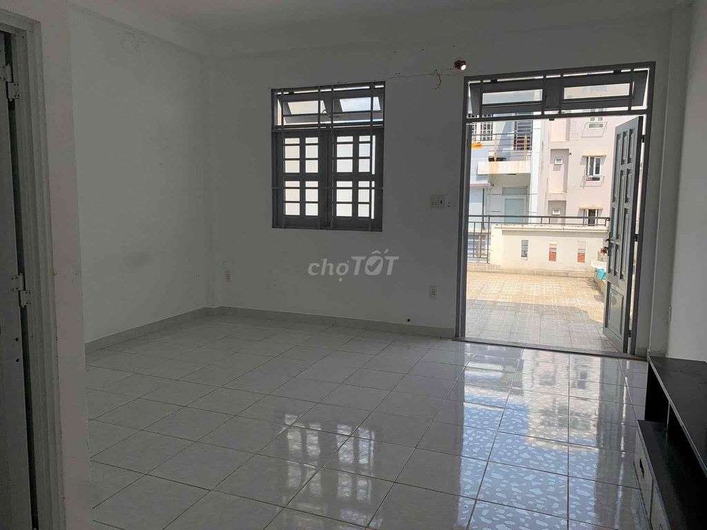 The generous house center - suitable at - vpty - warehouse