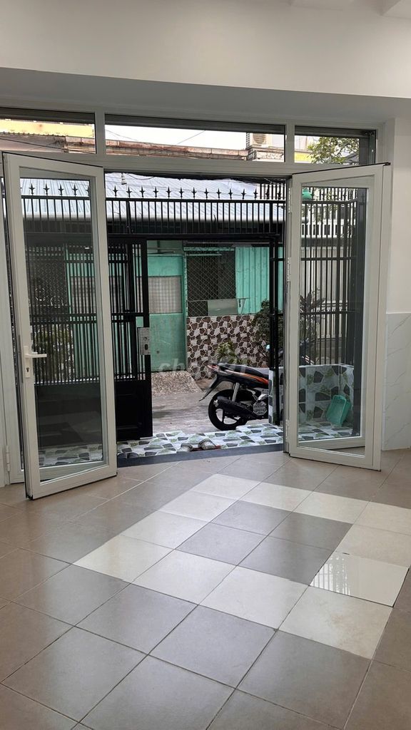 Rent a nice new house at Tân Hưng, 7-- 128 M2, 4 bedrooms, 17 million a month.