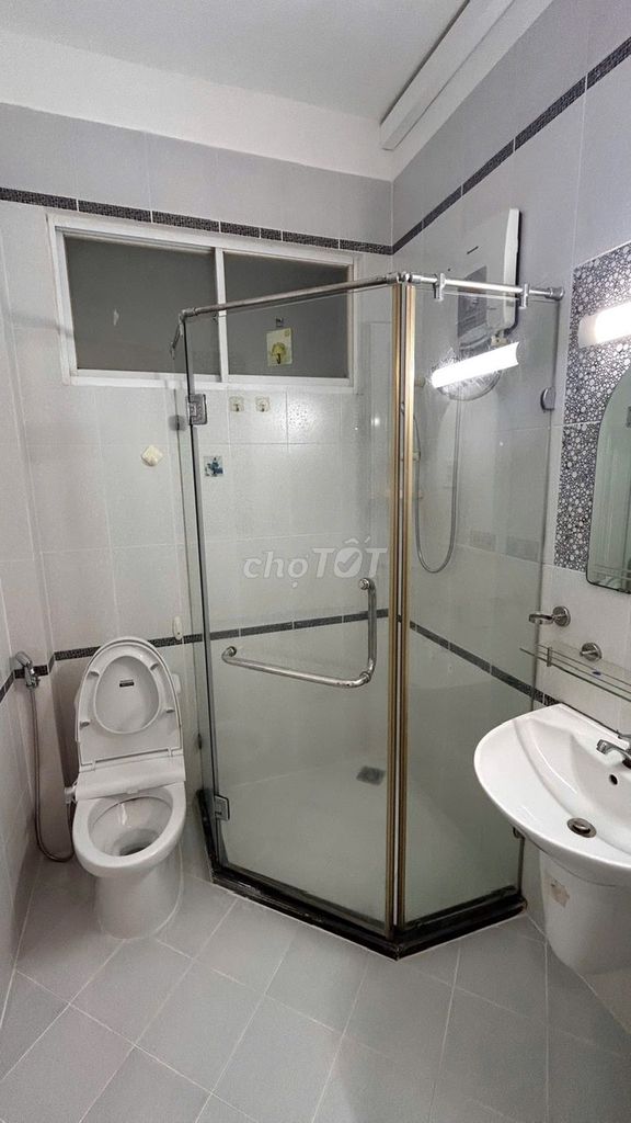 Rent a nice new house at Tân Hưng, 7-- 128 M2, 4 bedrooms, 17 million a month.