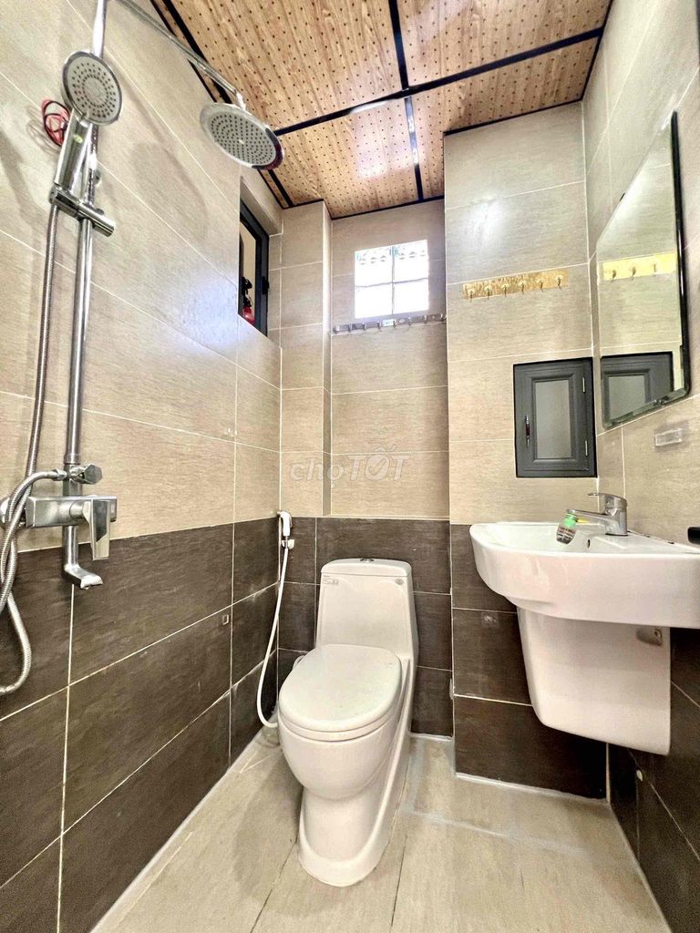 - Full interior furniture right here.