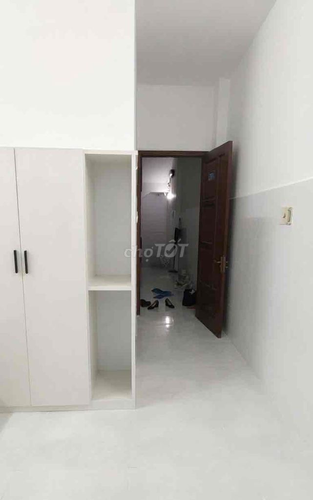 Rent the apartment. A separate kitchen room.