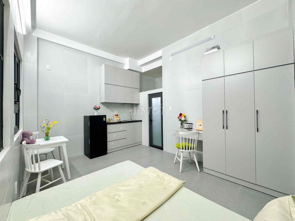 The studio apartment--the sky window--Tân Phú-- Close to hu.