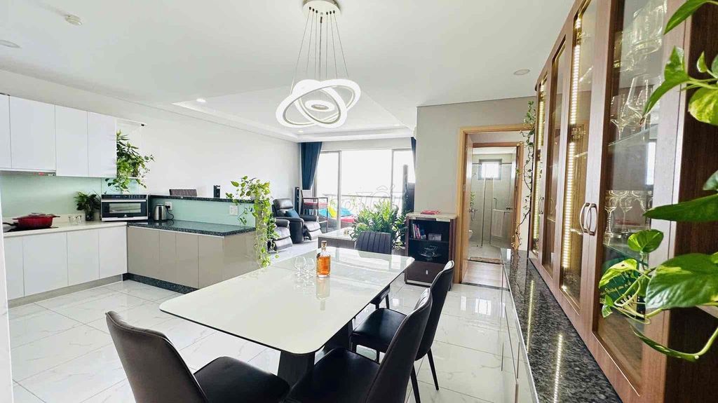 Give us An Gia Skyline District 7 112 M2,3 bedrooms plus 20 million.