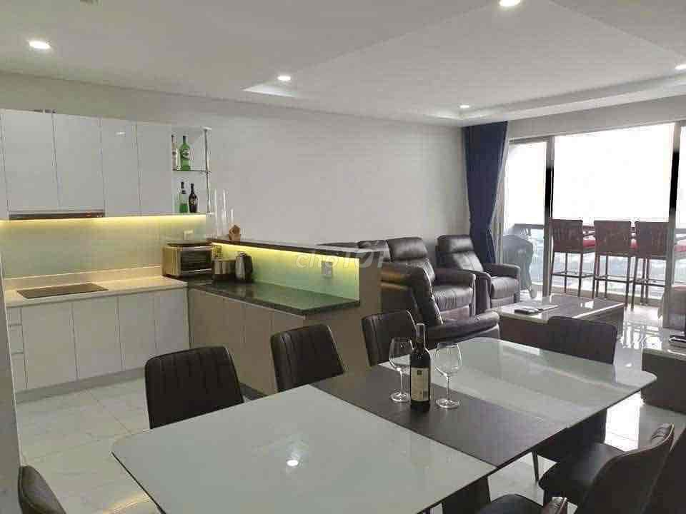 Give us An Gia Skyline District 7 112 M2,3 bedrooms plus 20 million.