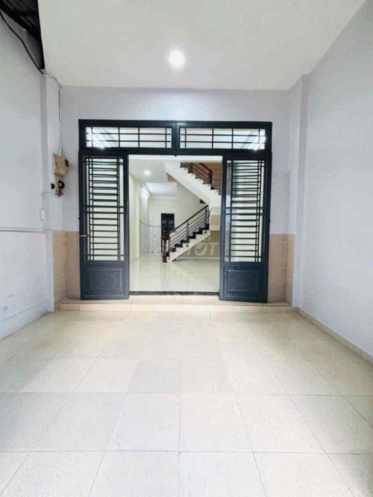 Rent the lost Tân Bình-four bedrooms, 3 toilets-- 3 floors only 15 million.