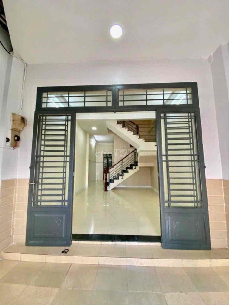 Rent the lost Tân Bình-four bedrooms, 3 toilets-- 3 floors only 15 million.