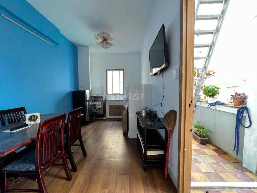 Rent building for vintage street, unique sg, 50 meters2
