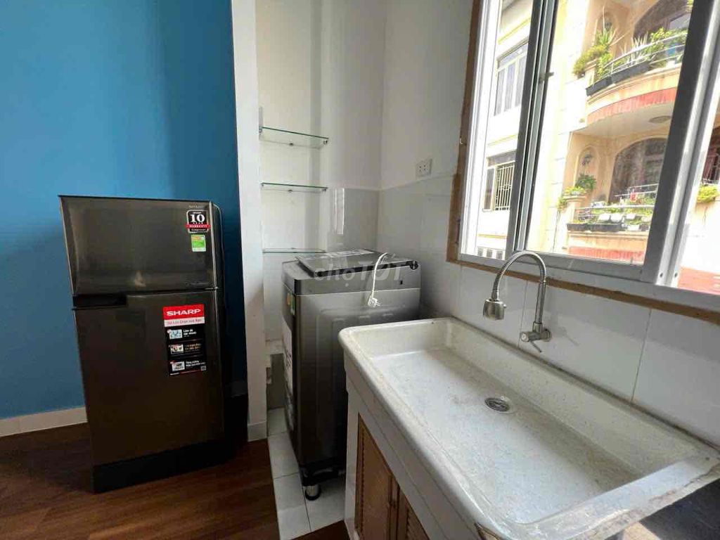 Rent building for vintage street, unique sg, 50 meters2