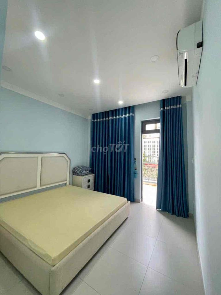 Rent the Green House 12 Q. Gò Vấp - Area: 4 x16 m