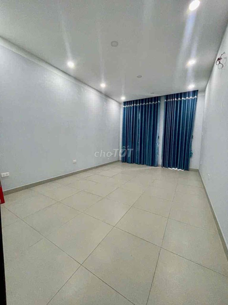 Rent the Green House 12 Q. Gò Vấp - Area: 4 x16 m