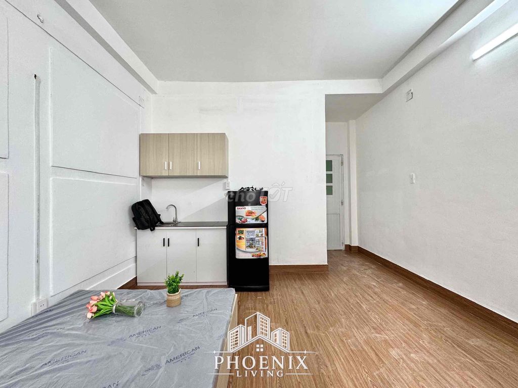 mini apartment - full interior - open window - right Nguyễn Văn Quá