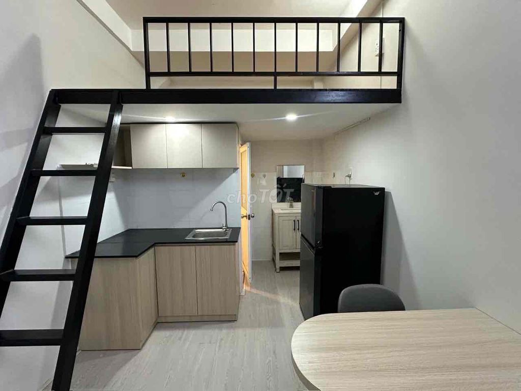 Gò Dầu has a rent-to-dum-- 5 million and 5, up to 4 people.