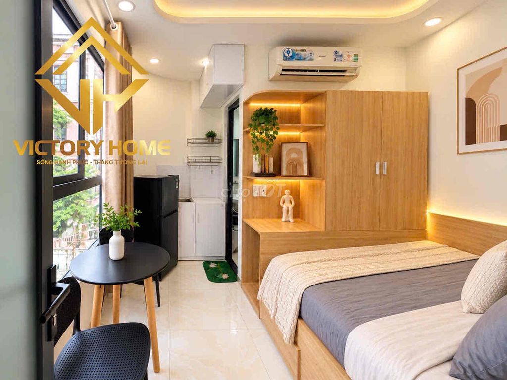 Trường Sa Phú Nhuận – full interior, space to the top.