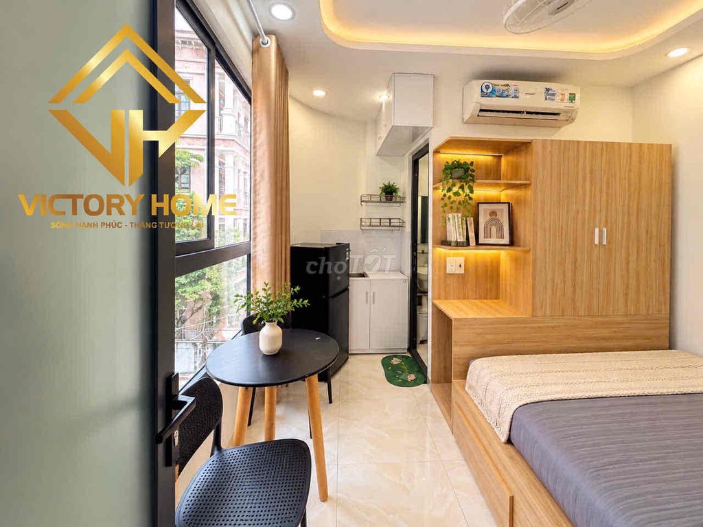 Trường Sa Phú Nhuận – full interior, space to the top.