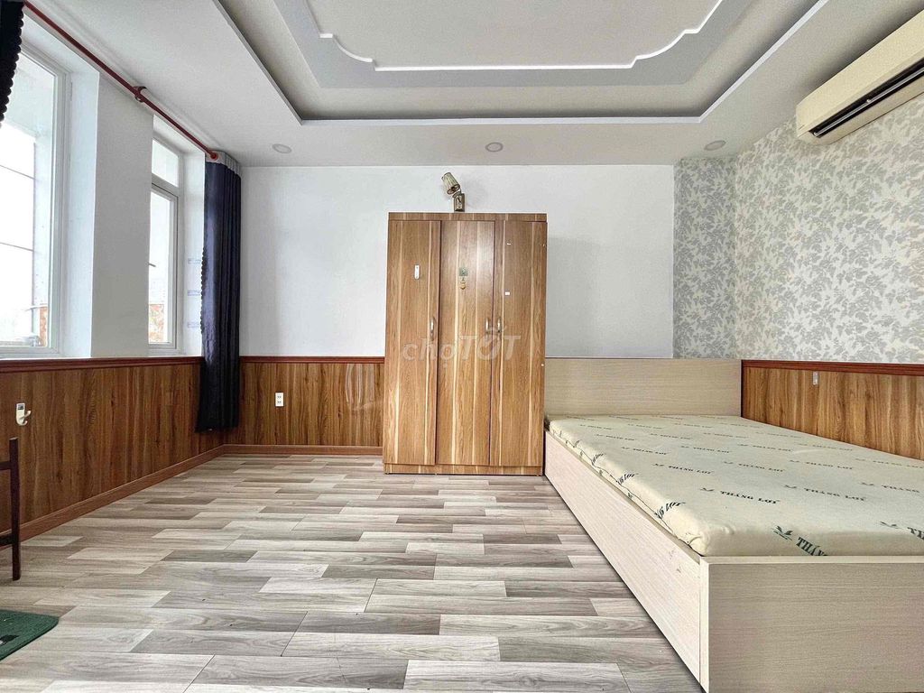 renting out the main room