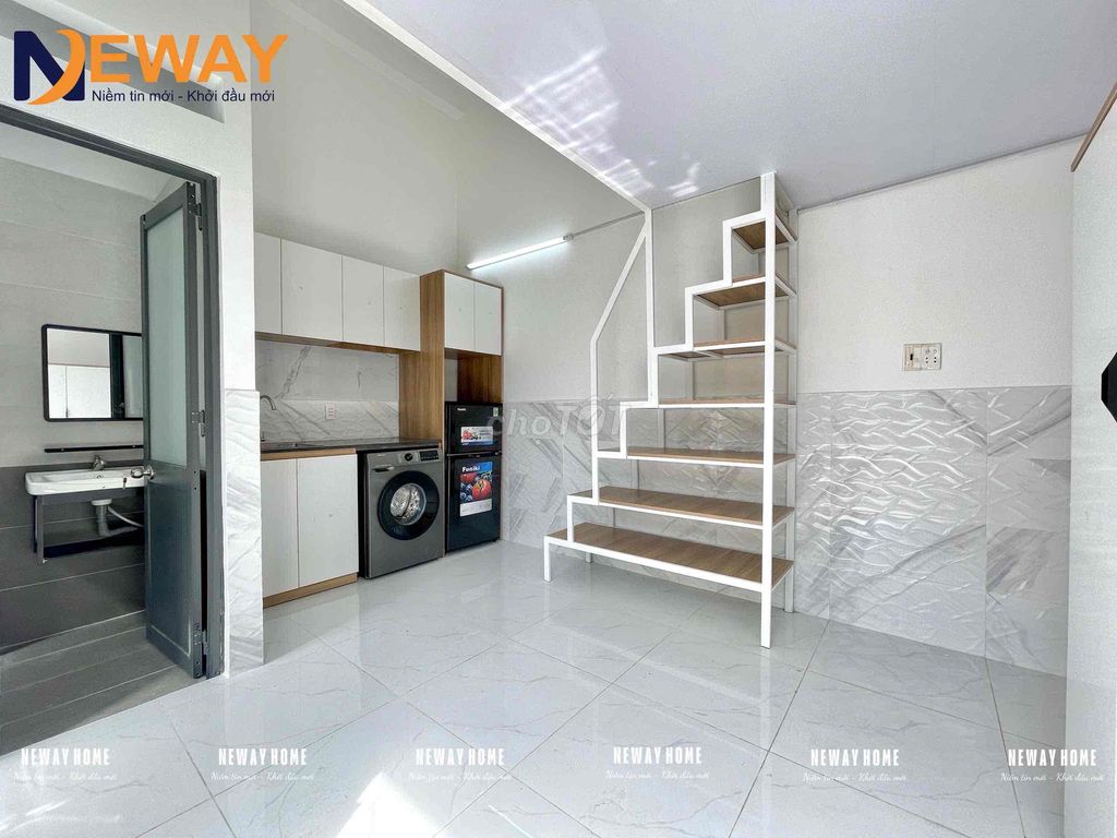 Room 2 meters of balcony near Aeon Mall Tân Phú, New Year's Market