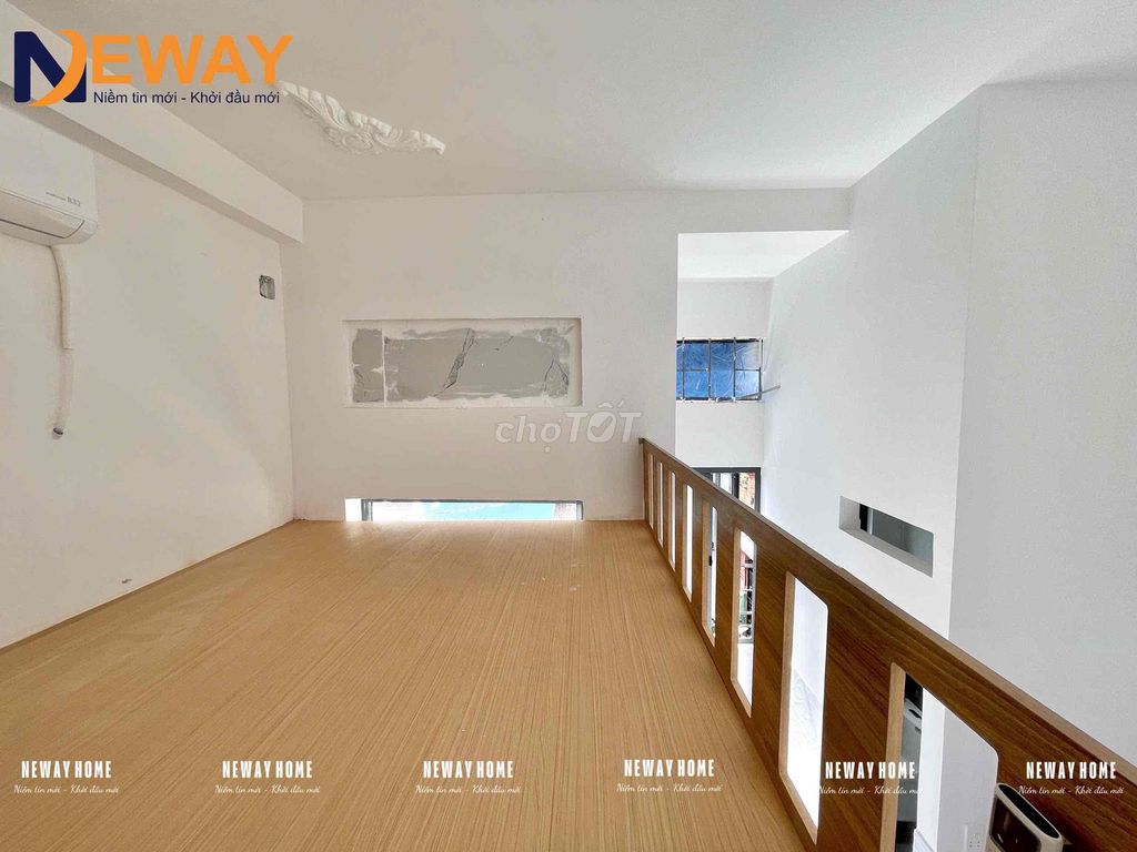Room 2 meters of balcony near Aeon Mall Tân Phú, New Year's Market