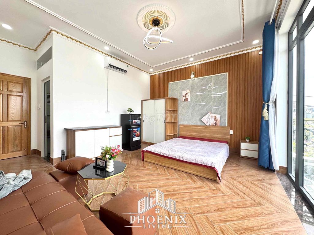 Tell Zhang to meet the new senior apartment.