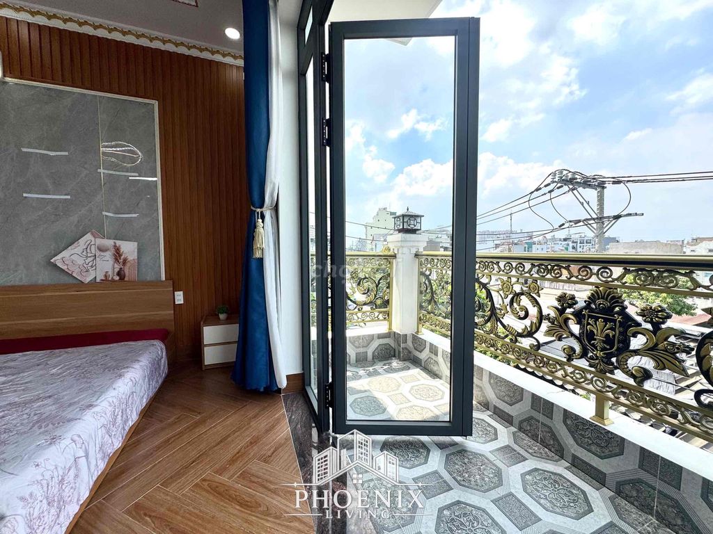 Tell Zhang to meet the new senior apartment.