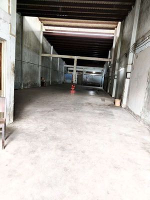 Rent the Hoàng Ngân cash vault, ward 16, 8 x52 meters.