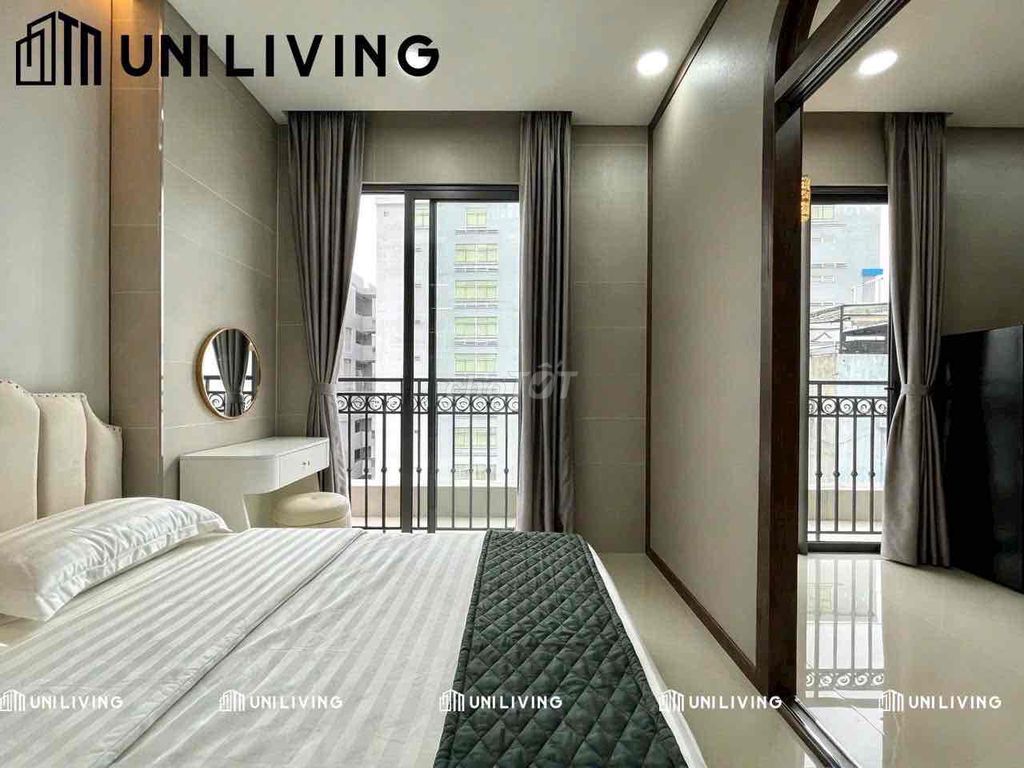 A mini apartment. A high-level interior bedroom. Two balconys, low-tolerance van.