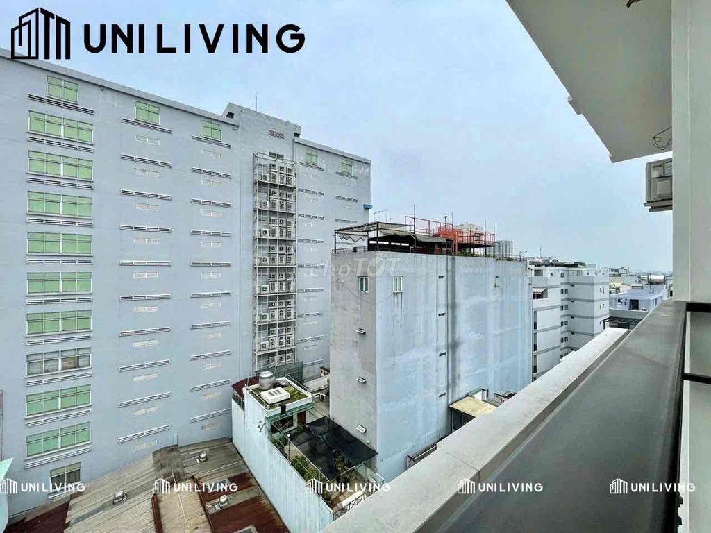 A mini apartment. A high-level interior bedroom. Two balconys, low-tolerance van.