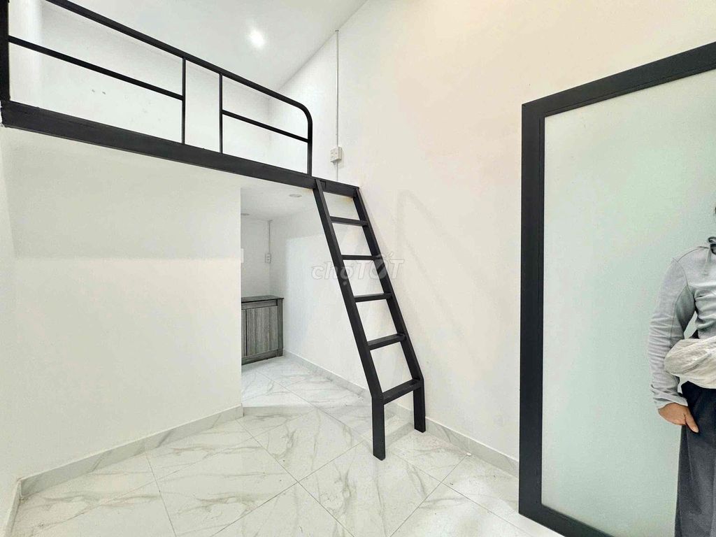 New room built 25 meters 2 air conditioning at Gò Vấp.