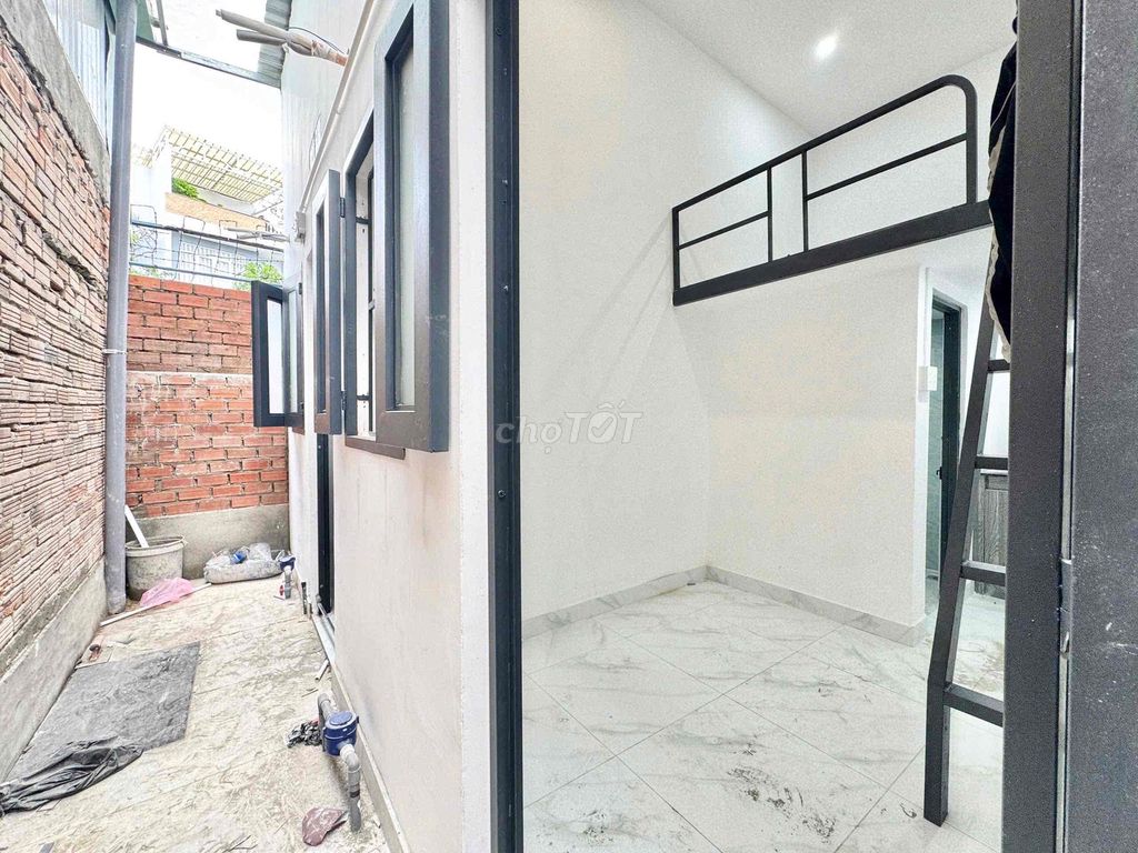 New room built 25 meters 2 air conditioning at Gò Vấp.