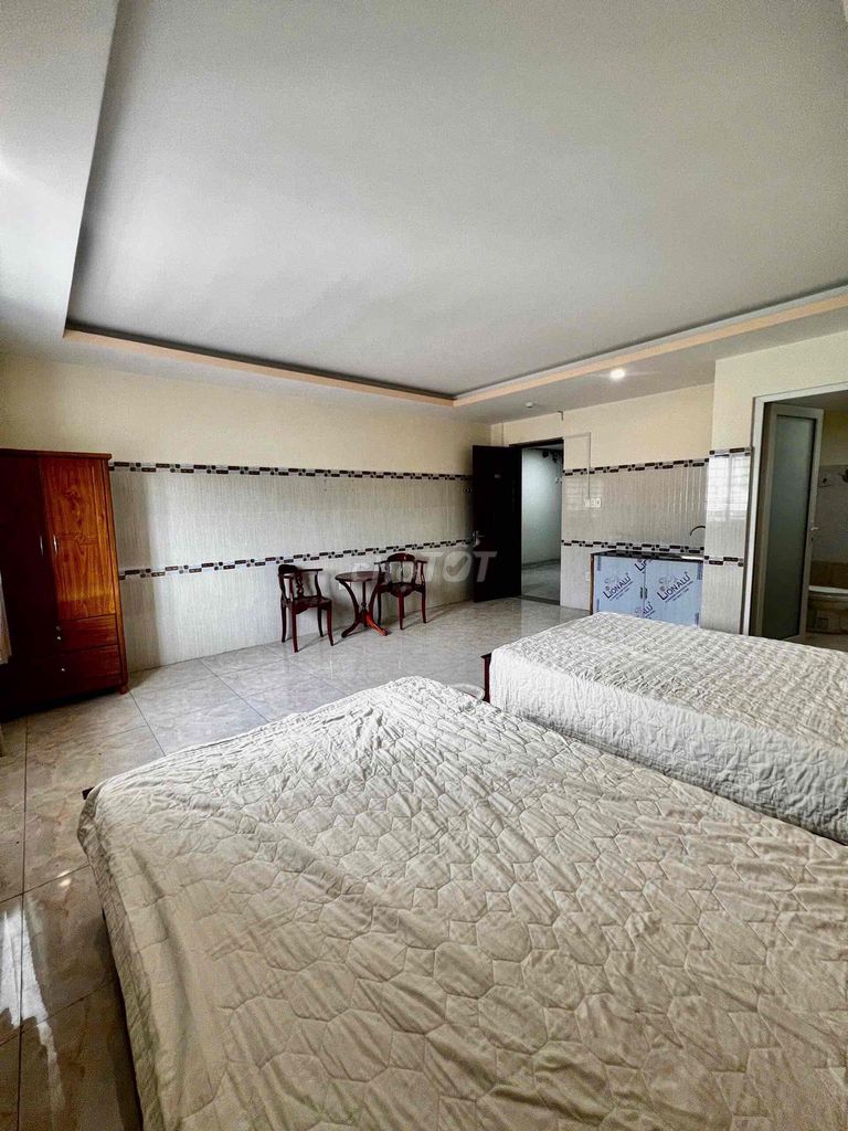 Rent a high-end hotel, 40 meters, 3.6 million, 187 Central Markets