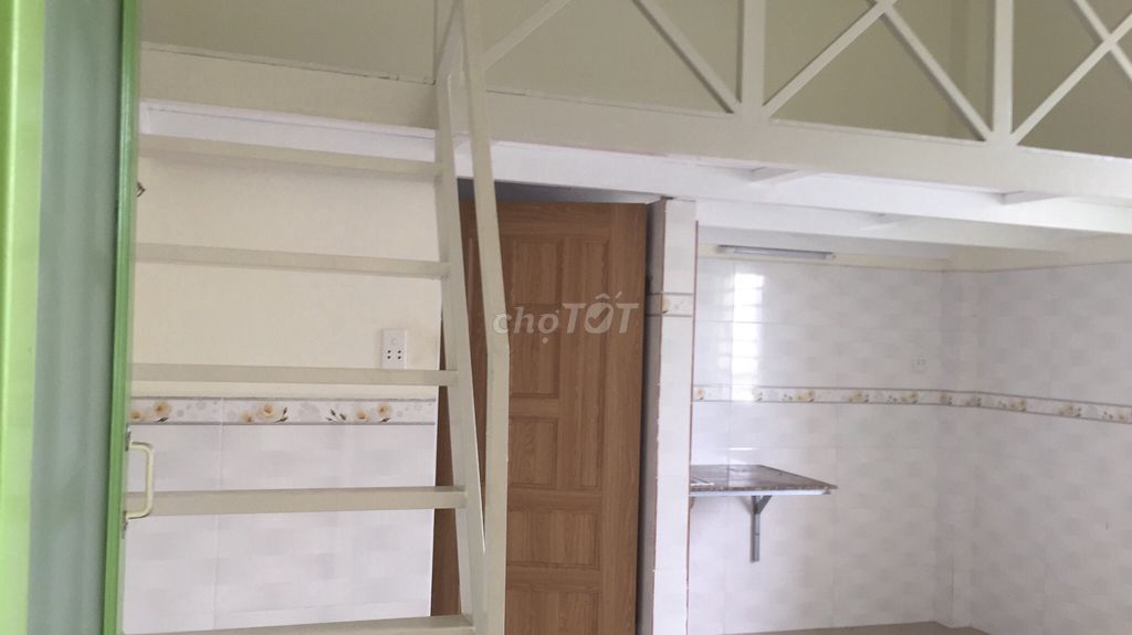 Rent a nice motel for 3.1 million a month!