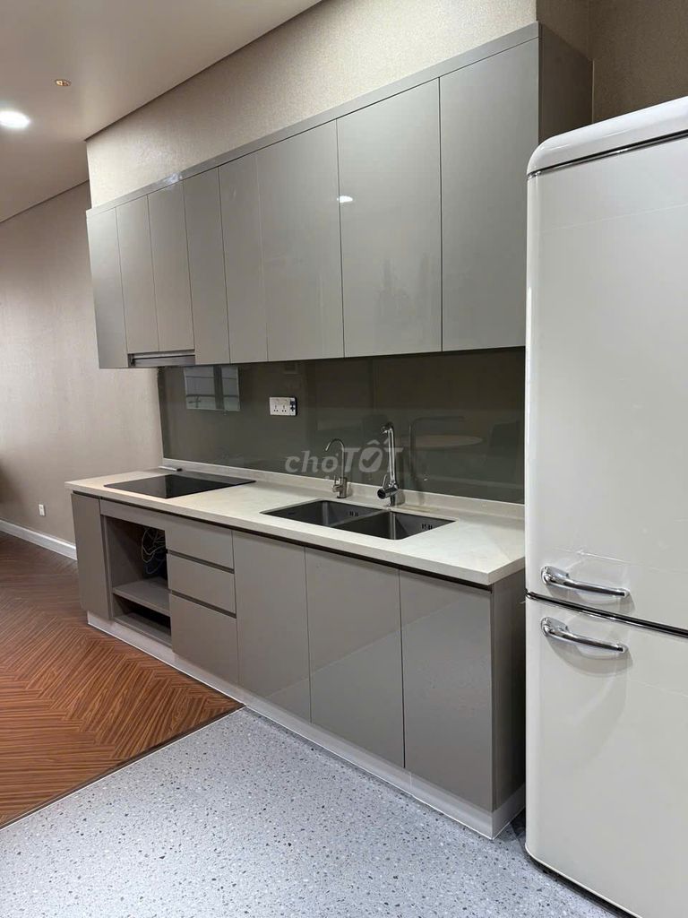-sky89 rents a bedroom. 1 toilet 55m2 full of furniture for only 14 million.