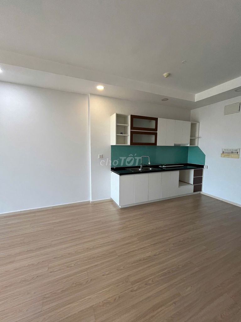 Two bedrooms. 68 M2 The Pegasuite apartment.