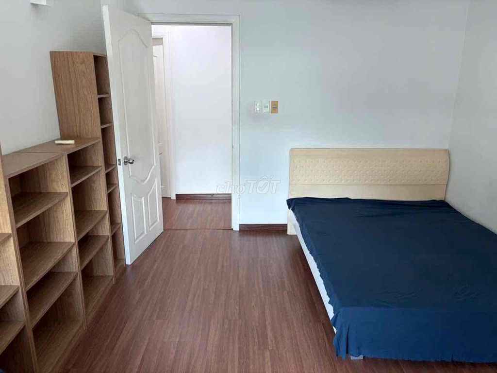 The open, three bedrooms by the park.