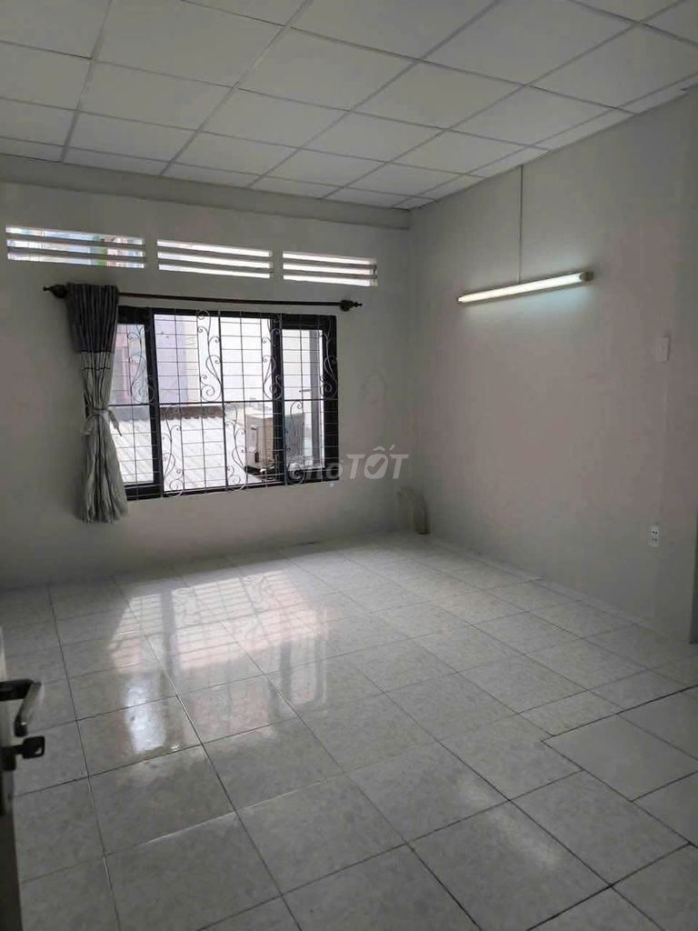 Thích Quảng Đức 50 m2 with 3 bedroom 2 toilets at 12 million