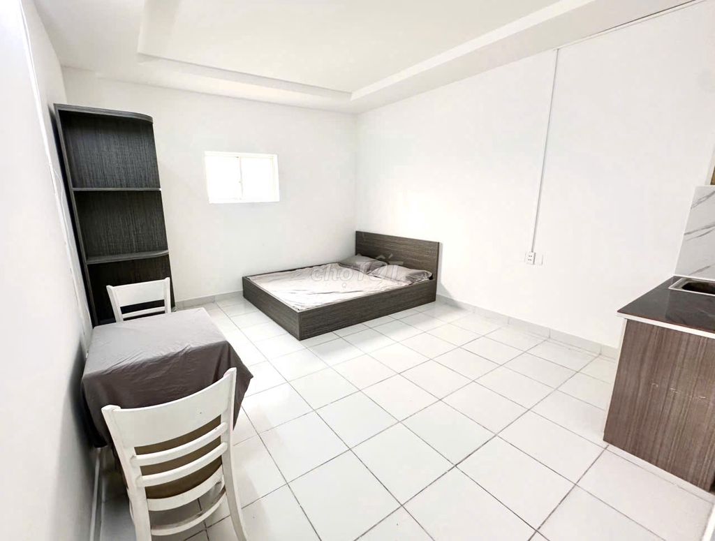 The basic interior room is near the average kcn, demanding wages