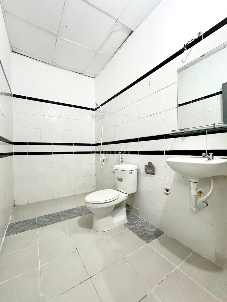 The basic interior room is near the average kcn, demanding wages