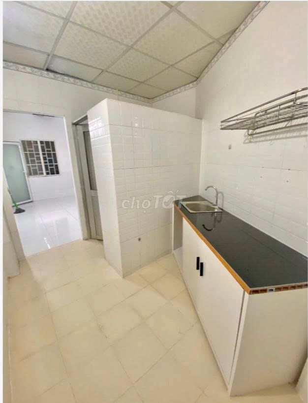 Rent room.