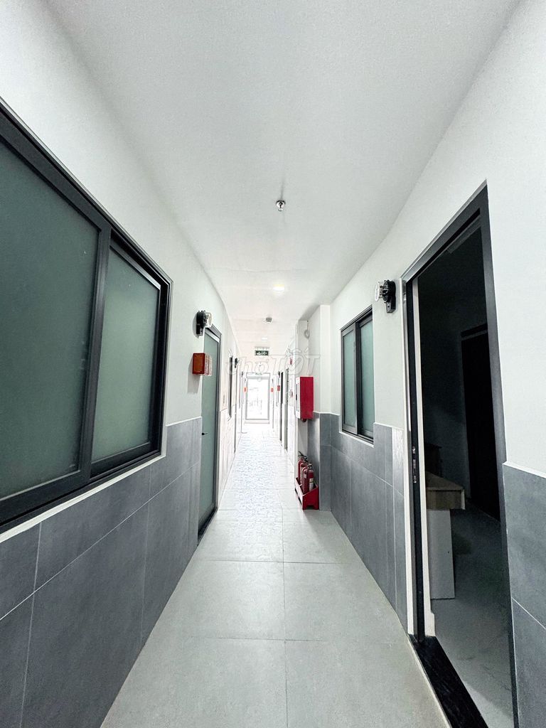 High-end boarding room, next to the village park of China.