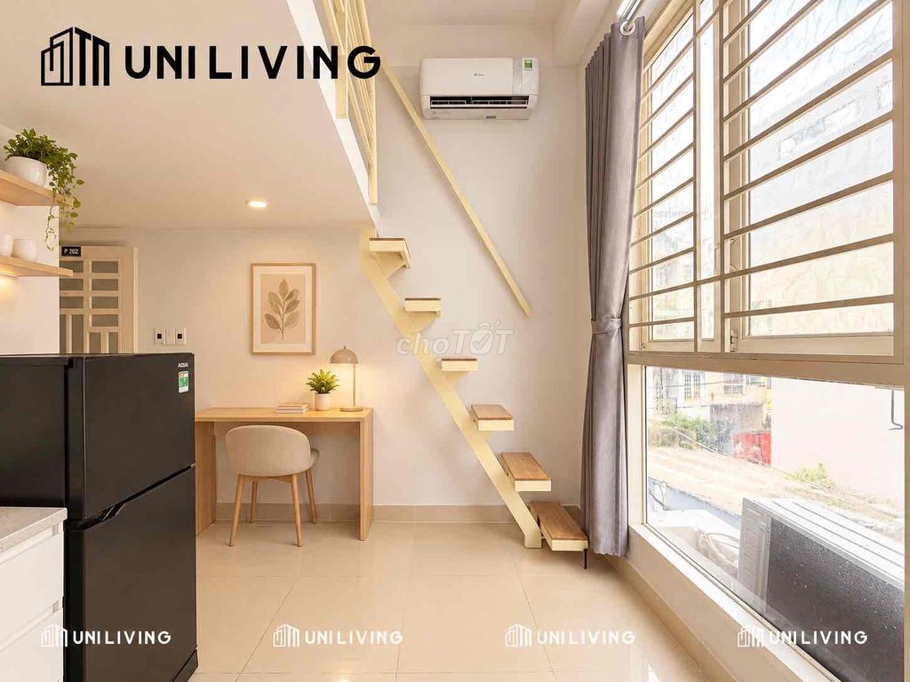 Rent a room with elevators, guards, high guards, near the market.