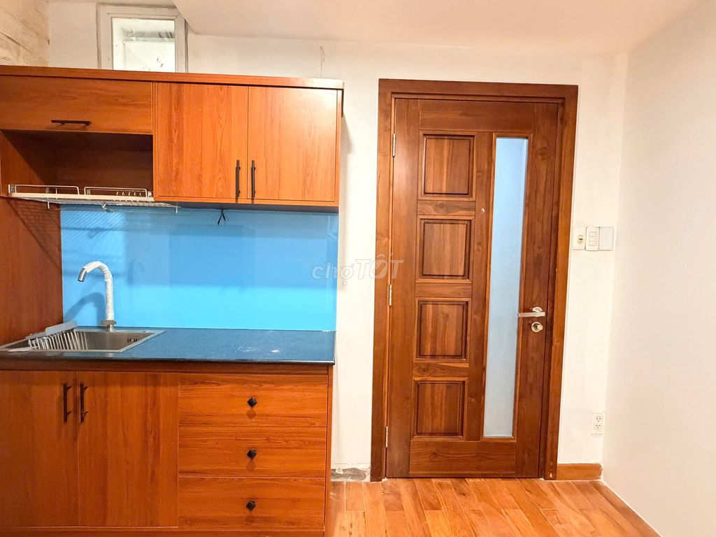 A hyper-max 1 bedroom - brand new house 100% . Đoàn Thị Điểm