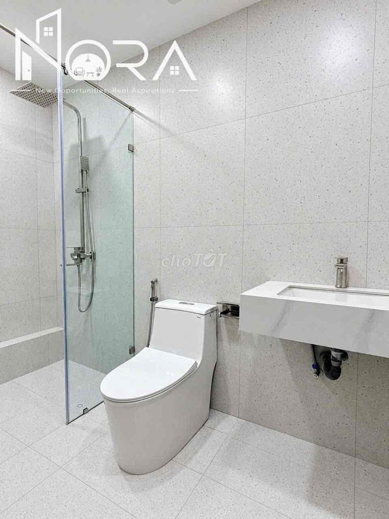 apartment luxyry - private balcony - full interior - right at Dương Thị Mười