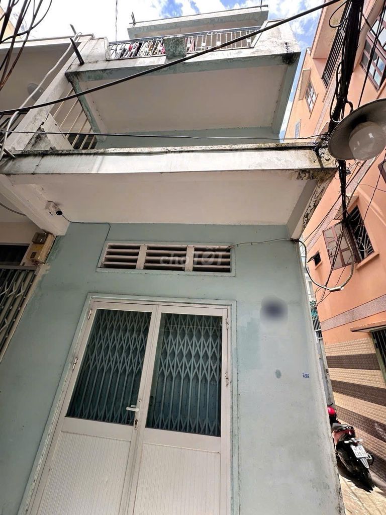 Rent Nguyễn Duy Dương, 10- - 2 bedrooms - 10 million a month