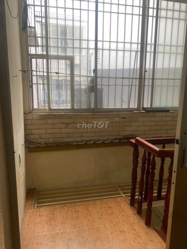 Rent Nguyễn Duy Dương, 10- - 2 bedrooms - 10 million a month