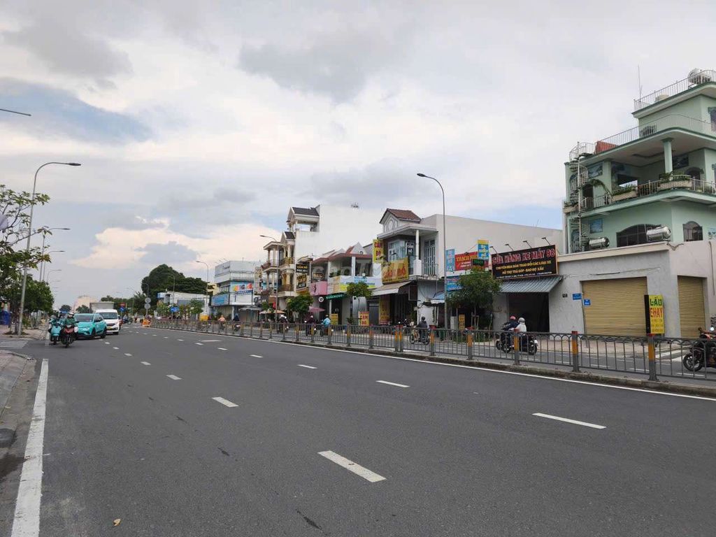 Rent a cash building 288 M2 Vành Đai in, Bình Tân