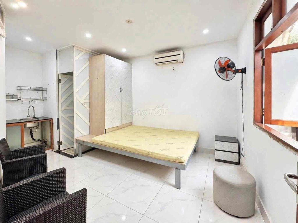 Nguyễn Thị Tú Bình Tân interior room